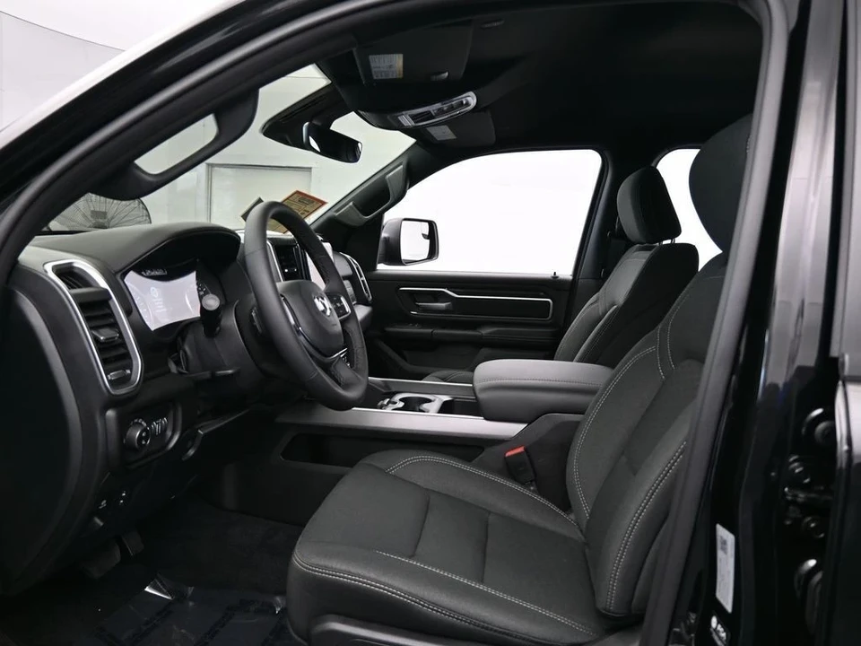 2025 Ram 1500 2nd Gen - Image 11 of 12