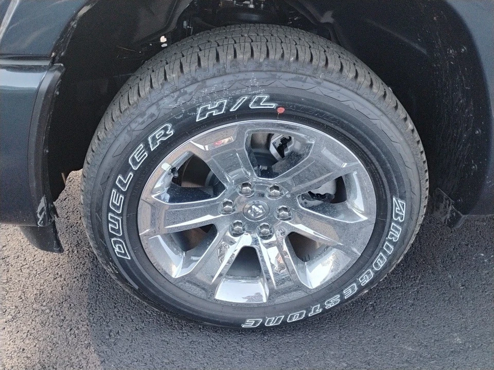 2025 Ram 1500 2nd Gen - Image 9 of 12