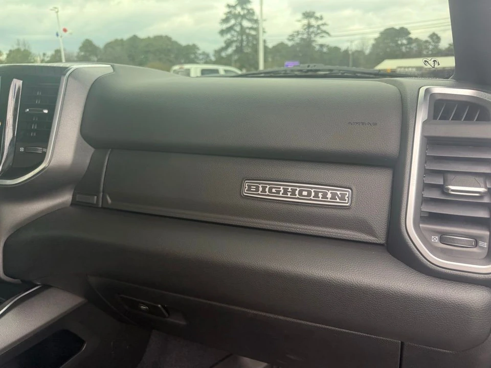 2025 Ram 1500 2nd Gen - Image 18 of 25
