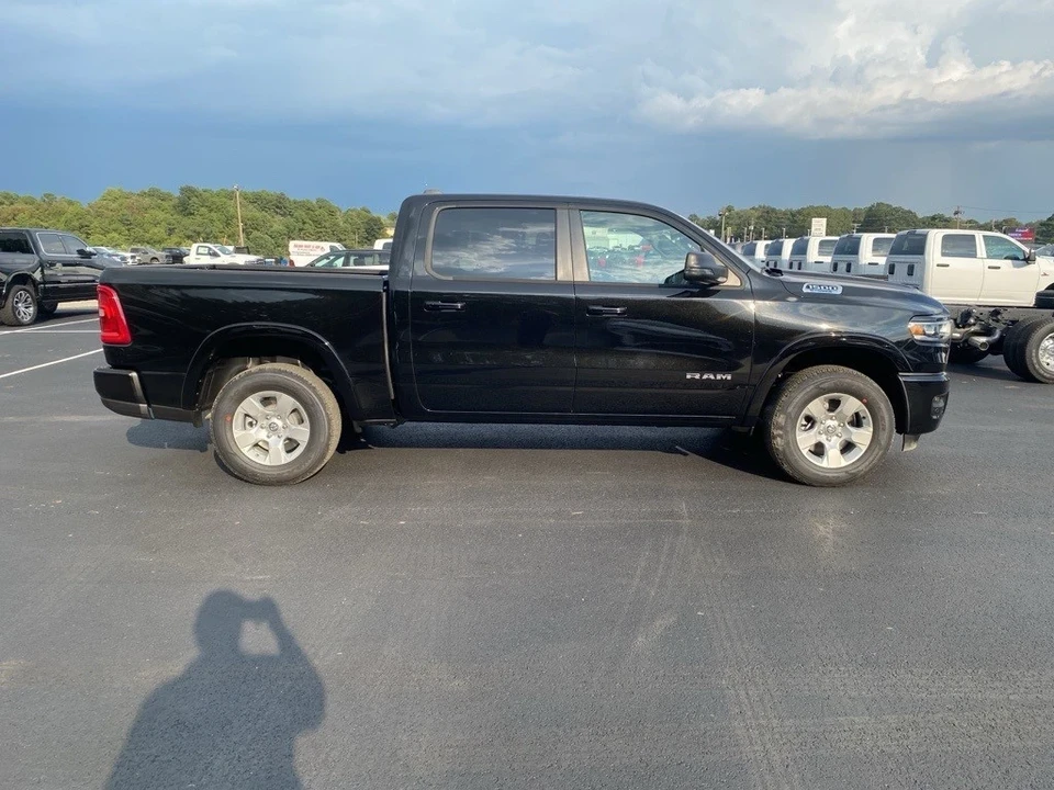 2025 Ram 1500 2nd Gen - Image 4 of 12