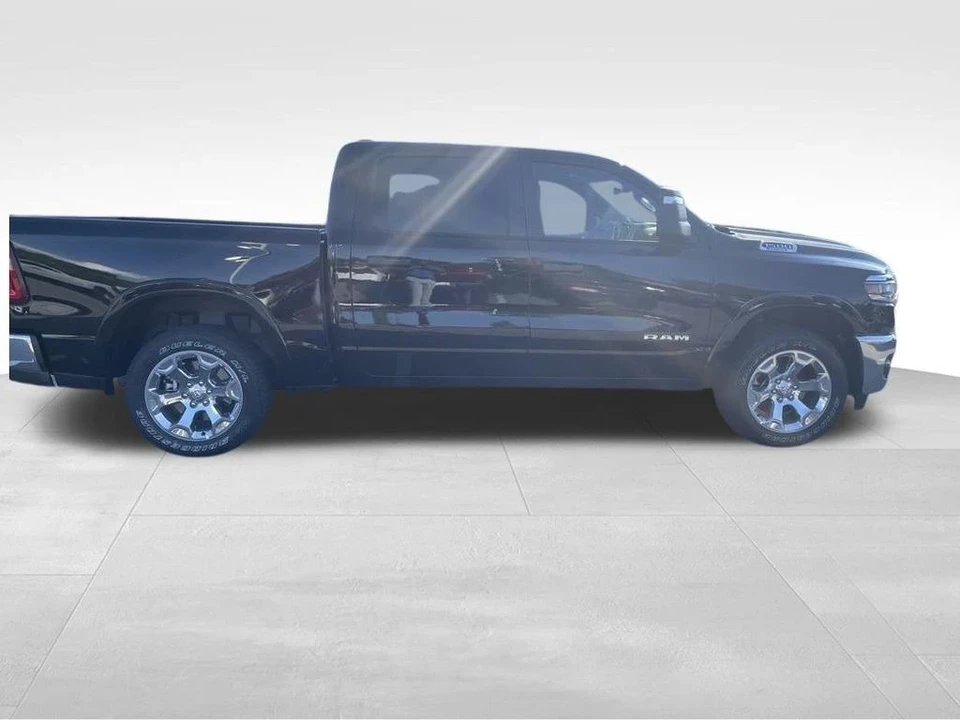 2025 Ram 1500 2nd Gen - Image 7 of 12