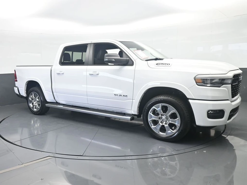 2025 Ram 1500 2nd Gen - Image 8 of 31