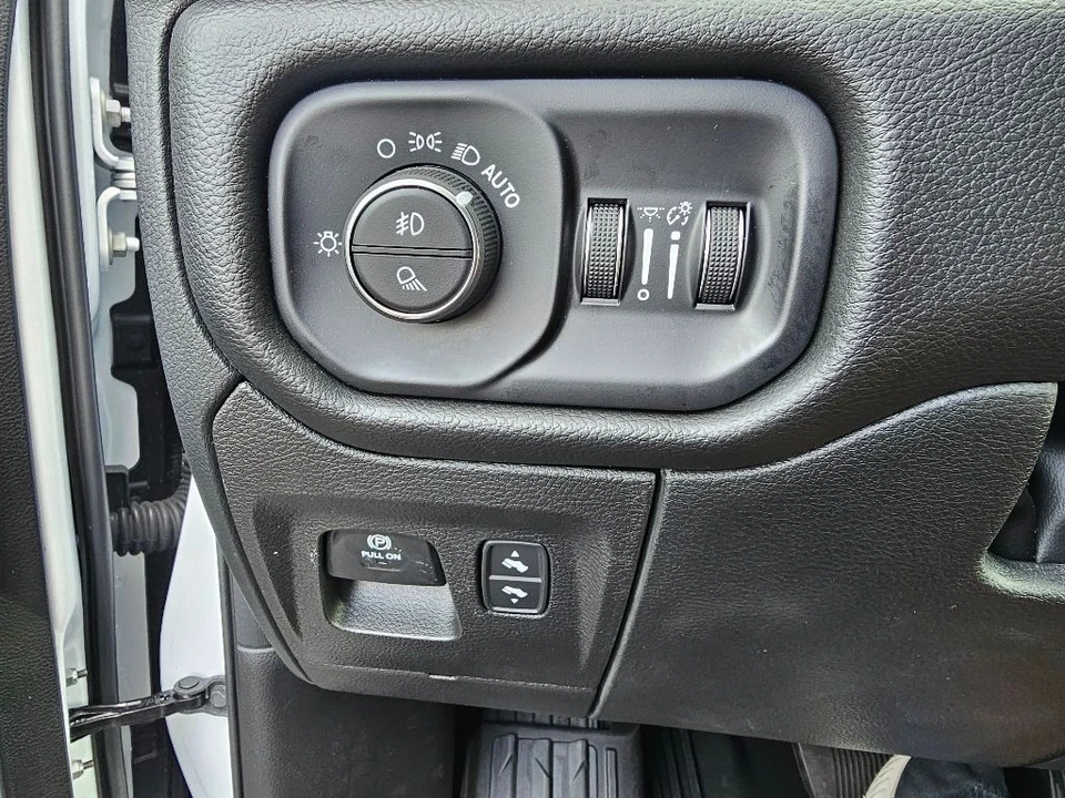 2025 Ram 1500 2nd Gen - Image 15 of 21