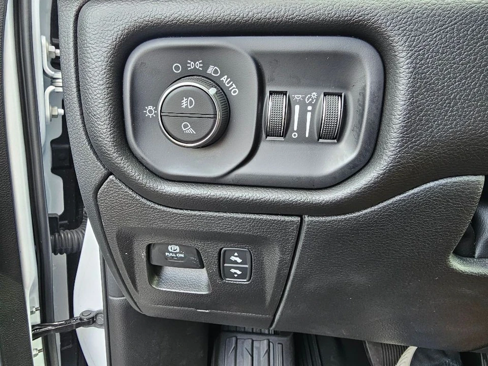2025 Ram 1500 2nd Gen - Image 15 of 21