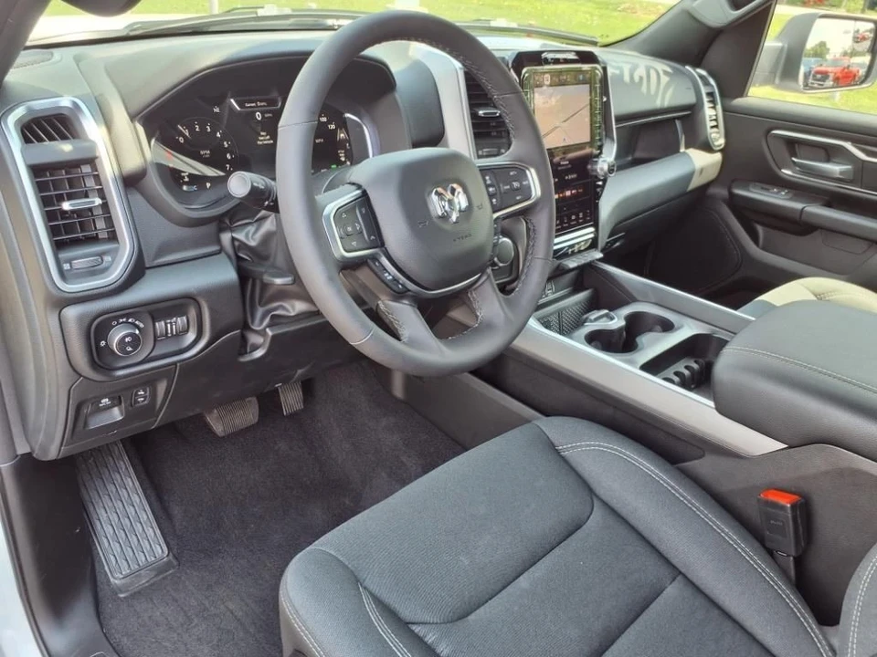 2025 Ram 1500 2nd Gen - Image 8 of 12