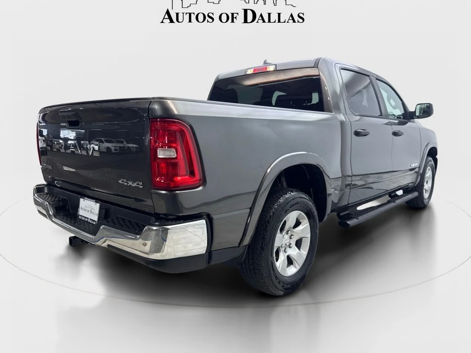 2025 Ram - Image 6 of 31
