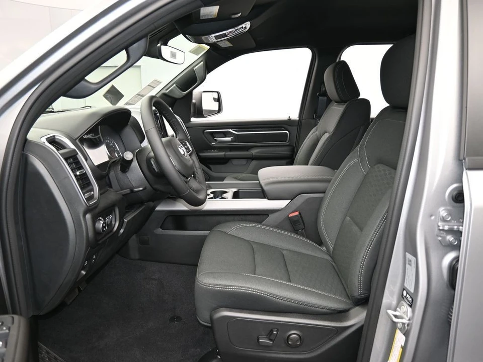 2025 Ram 1500 2nd Gen - Image 11 of 12