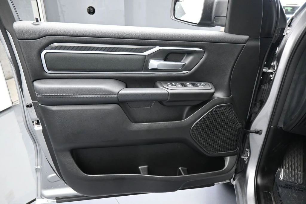 2025 Ram 1500 2nd Gen - Image 14 of 31