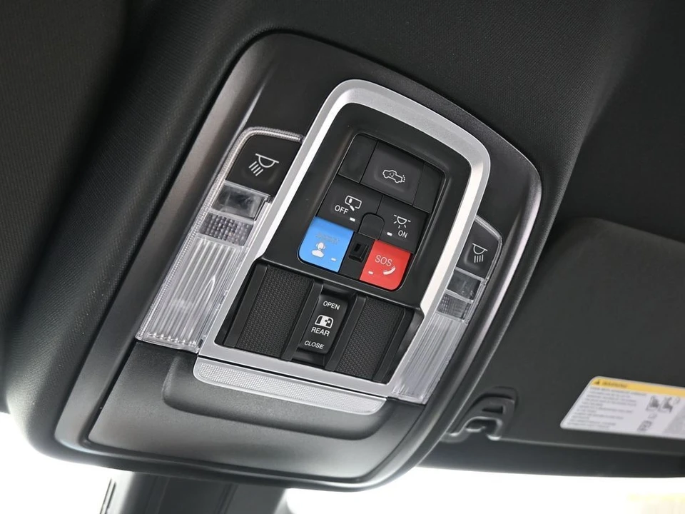 2025 Ram 1500 2nd Gen - Image 19 of 31
