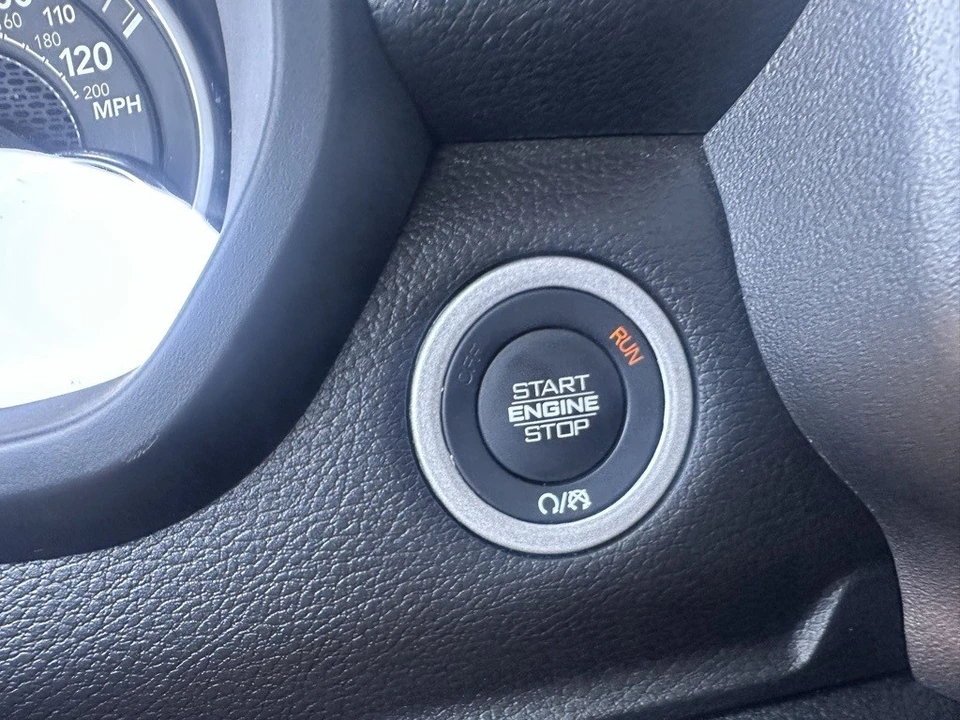2025 Ram 1500 2nd Gen - Image 8 of 12
