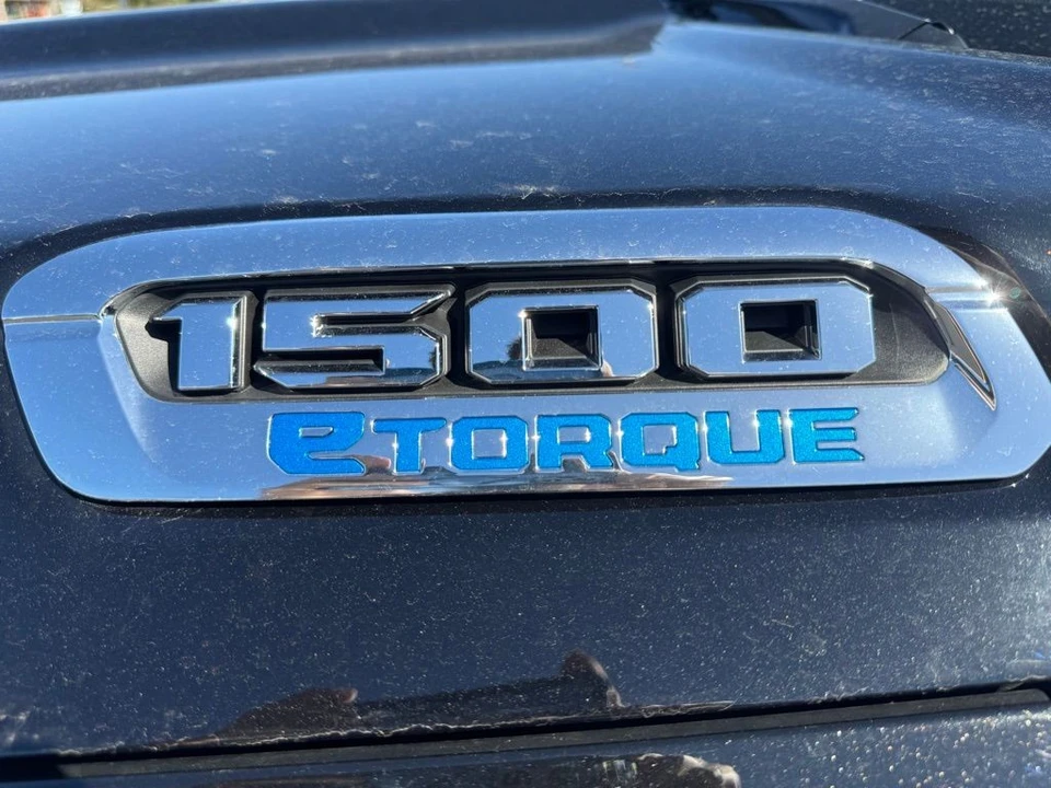 2025 Ram 1500 2nd Gen - Image 9 of 31