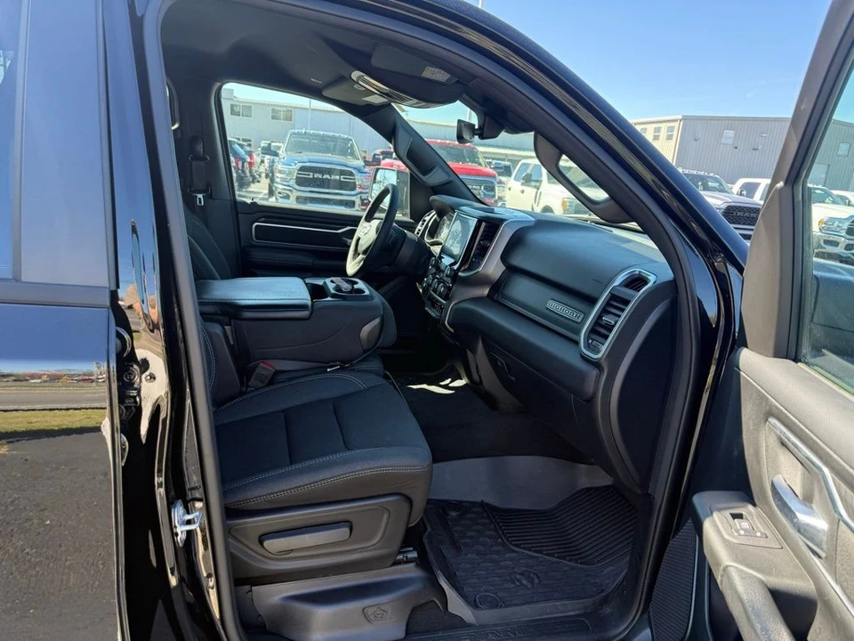 2025 Ram 1500 2nd Gen - Image 23 of 31