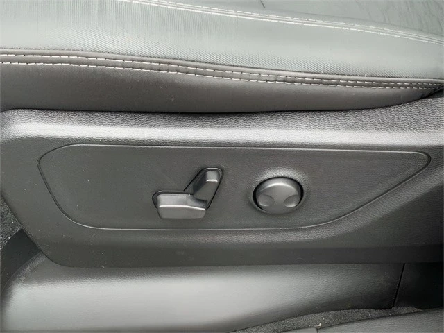 2025 Ram 1500 2nd Gen - Image 16 of 21