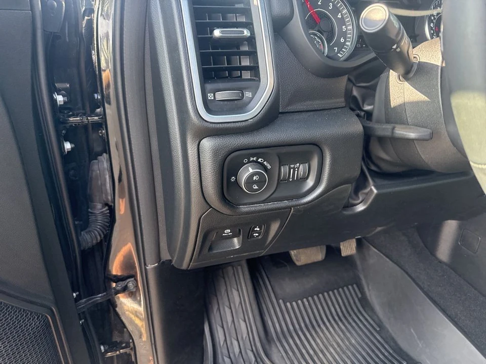 2025 Ram 1500 2nd Gen - Image 15 of 21