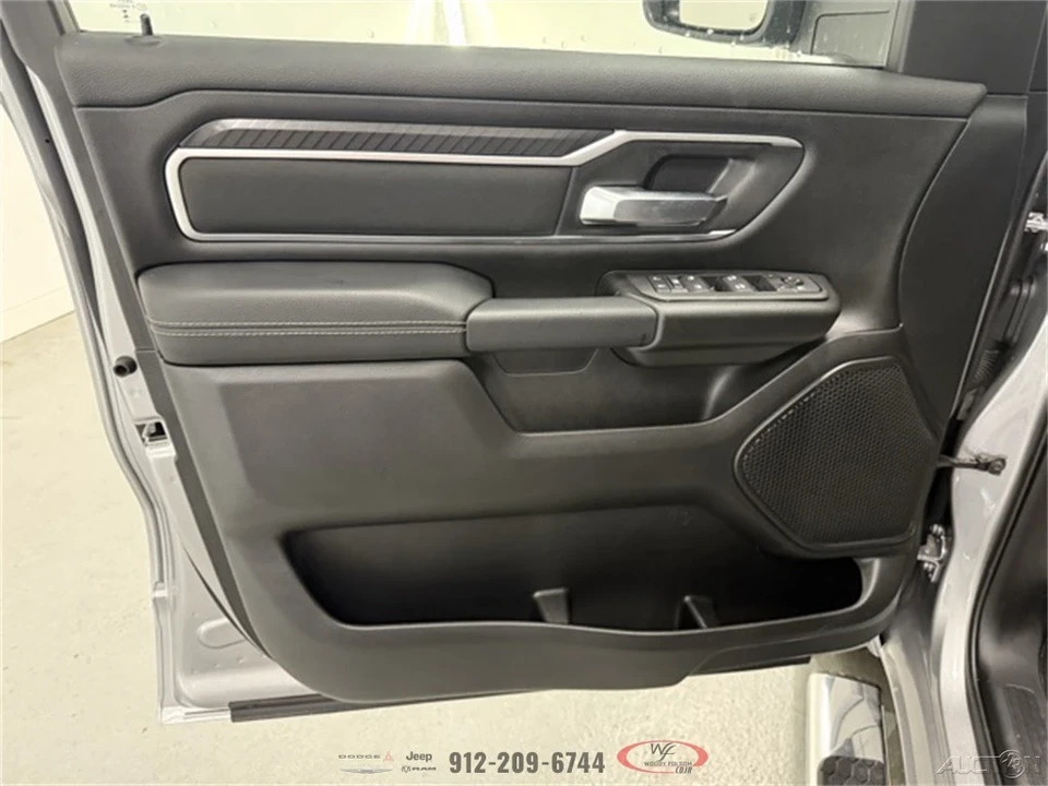 2025 Ram 1500 2nd Gen - Image 11 of 12