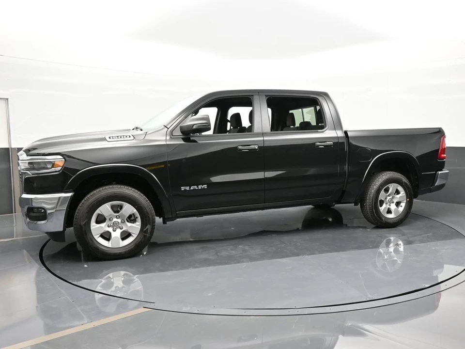 2025 Ram 1500 2nd Gen - Image 2 of 31
