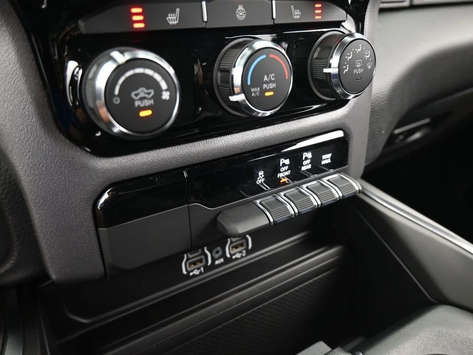 2025 Ram 1500 2nd Gen - Image 24 of 31
