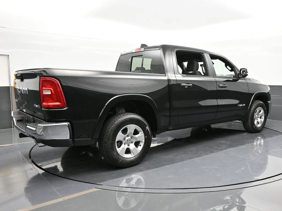 2025 Ram 1500 2nd Gen - Image 6 of 31