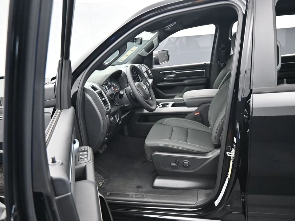 2025 Ram 1500 2nd Gen - Image 10 of 31