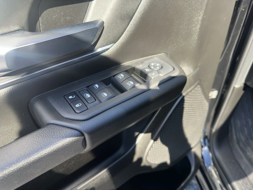 2025 Ram 1500 2nd Gen - Image 4 of 12
