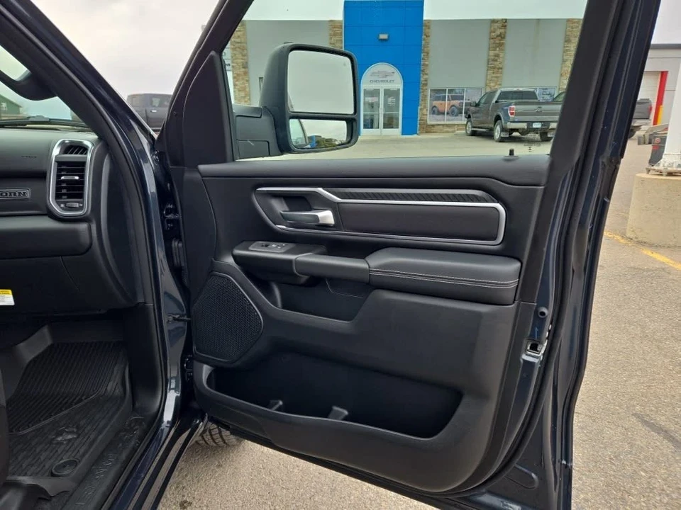 2025 Ram 1500 2nd Gen - Image 16 of 21