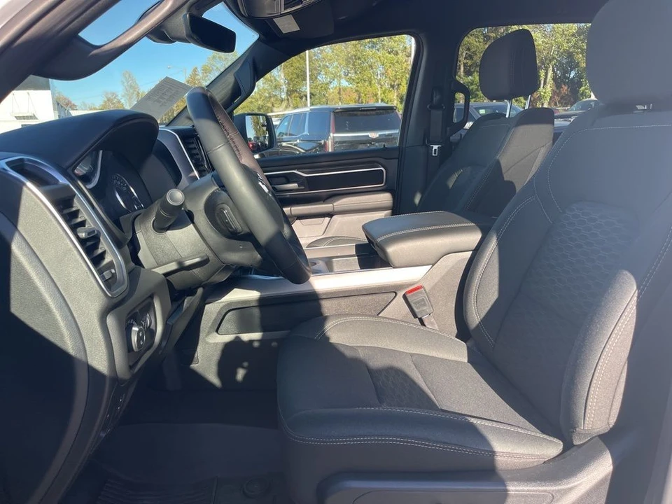 2025 Ram 1500 2nd Gen - Image 9 of 12