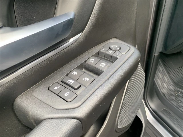 2025 Ram 1500 2nd Gen - Image 15 of 21