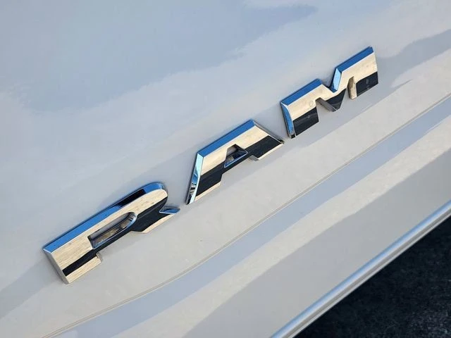 2025 Ram 1500 2nd Gen - Image 13 of 31