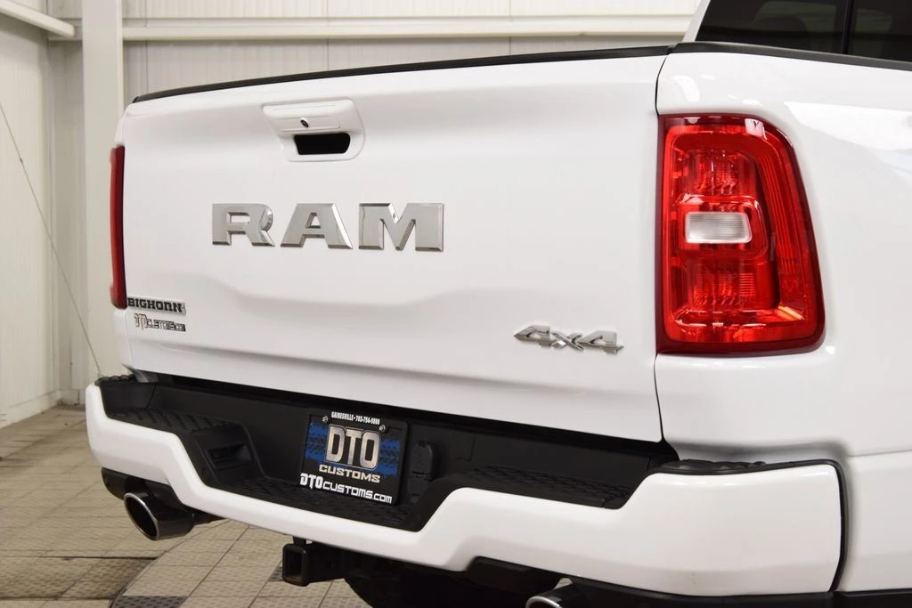 2025 Ram 1500 2nd Gen - Image 18 of 31