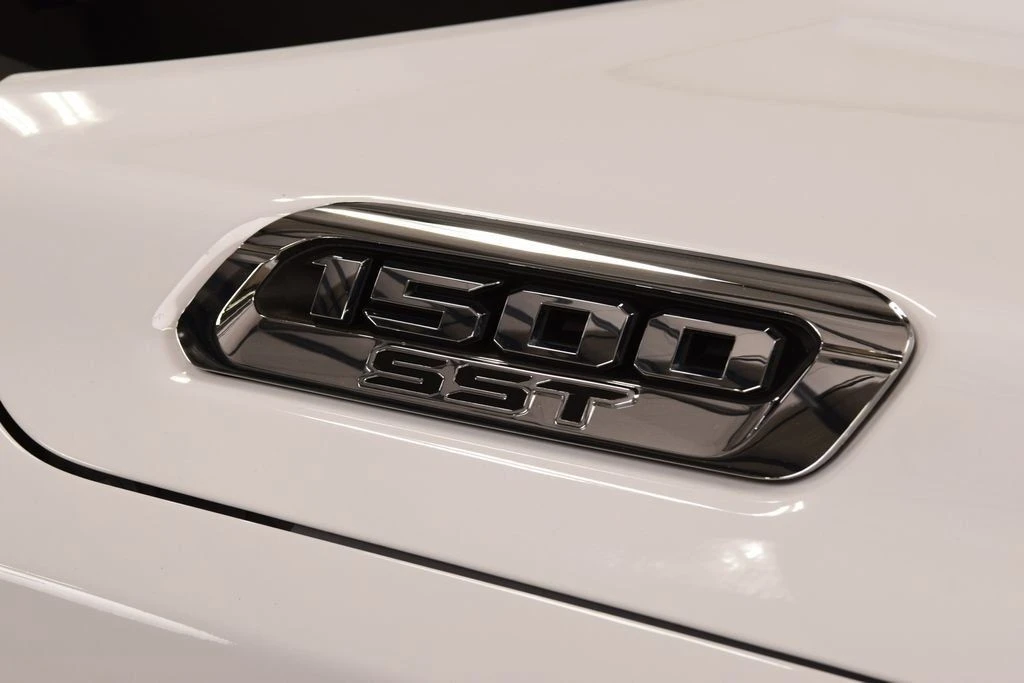 2025 Ram 1500 2nd Gen - Image 11 of 31