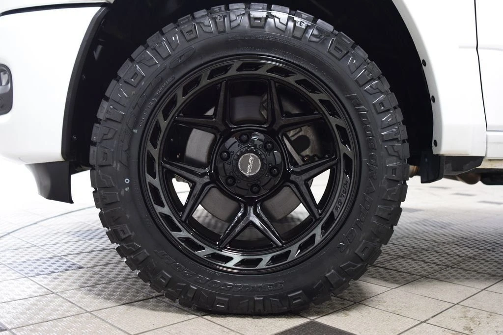 2025 Ram 1500 2nd Gen - Image 17 of 31