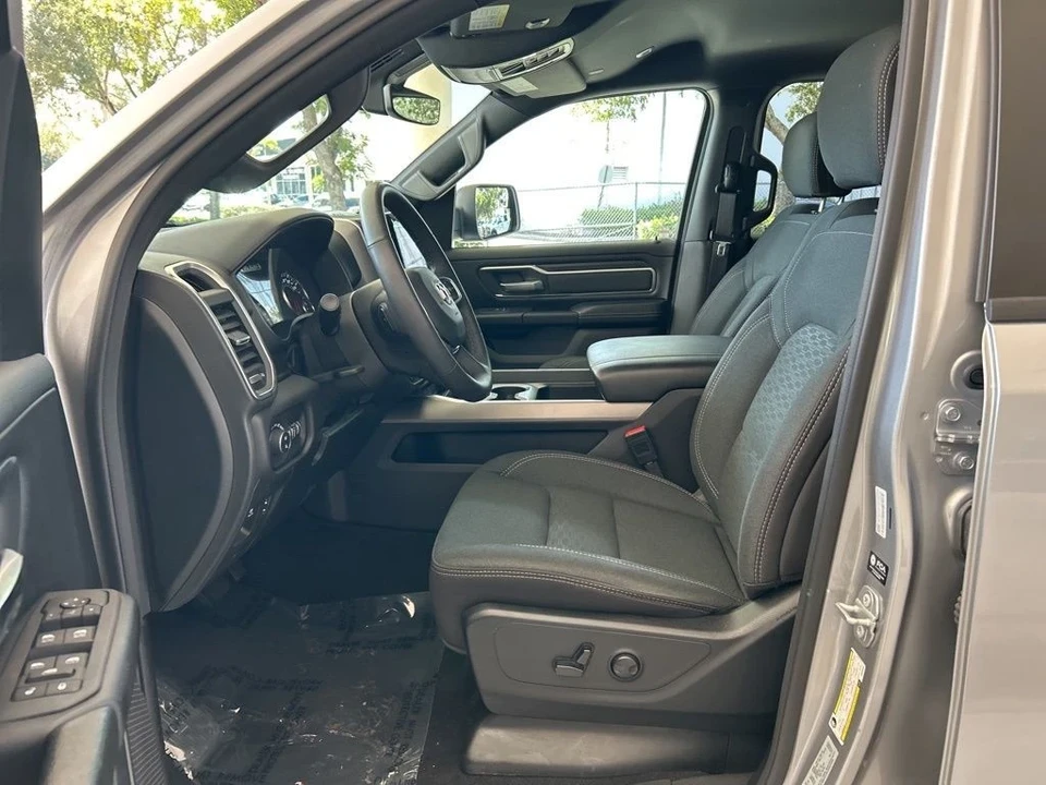 2025 Ram 1500 2nd Gen - Image 5 of 12
