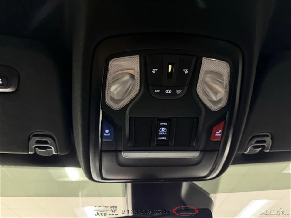 2025 Ram 1500 2nd Gen - Image 17 of 18
