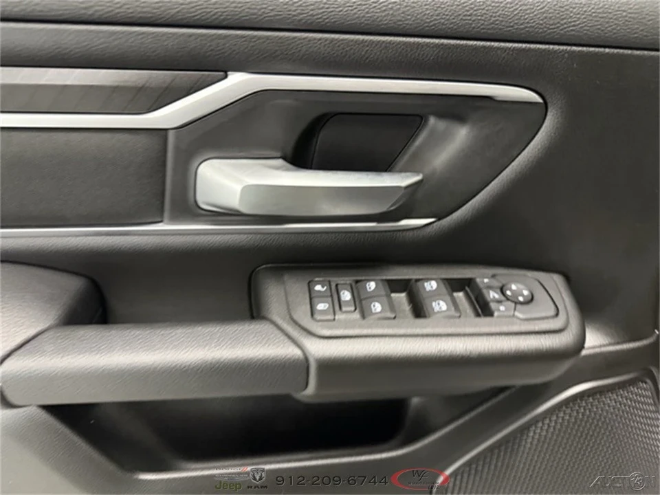 2025 Ram 1500 2nd Gen - Image 11 of 18