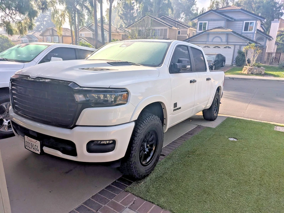 2025 Ram 1500 2nd Gen - Image 2 of 9
