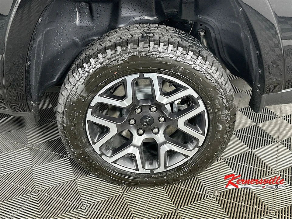 2025 Ram 1500 2nd Gen - Image 17 of 21