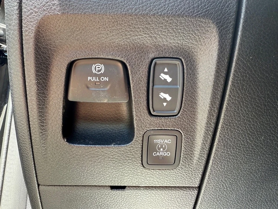2025 Ram 1500 2nd Gen - Image 17 of 21
