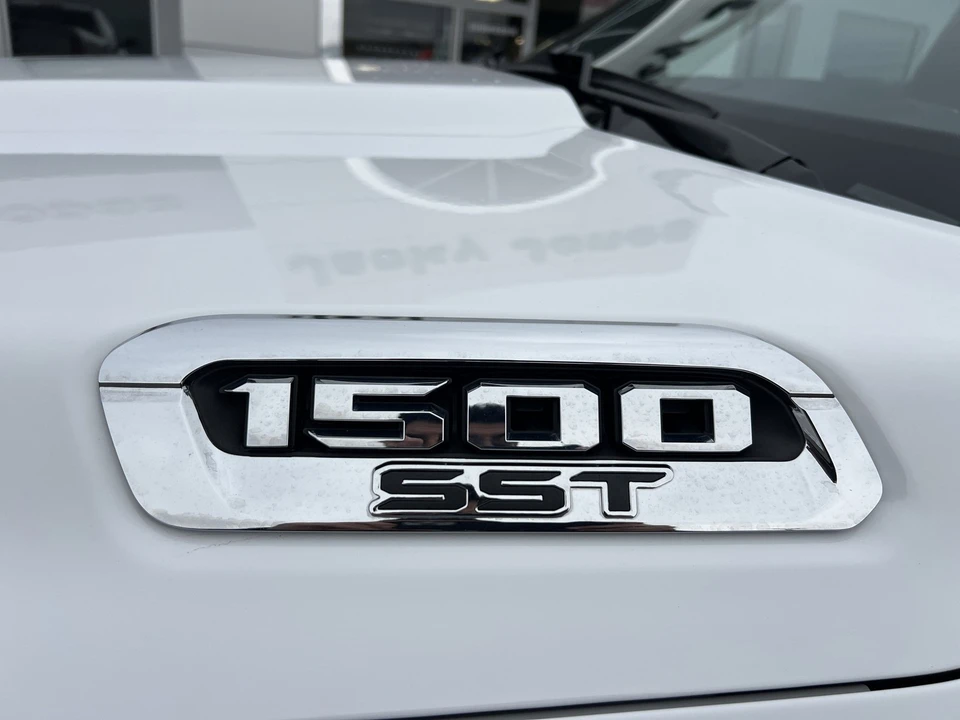 2025 Ram 1500 2nd Gen - Image 7 of 12