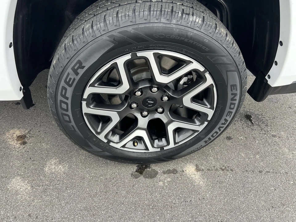 2025 Ram 1500 2nd Gen - Image 11 of 12
