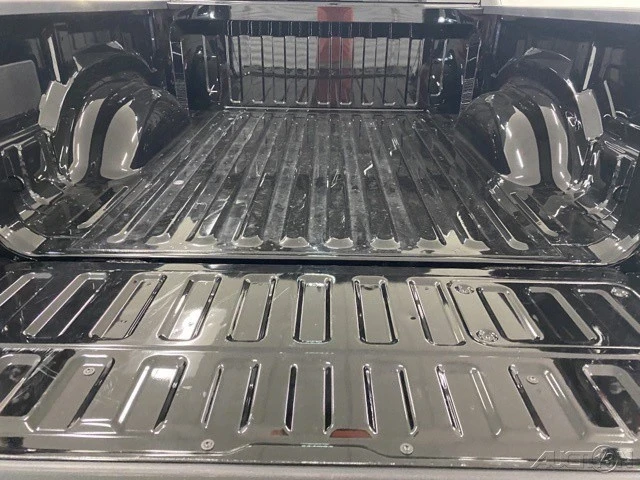 2025 Ram 1500 2nd Gen - Image 8 of 12