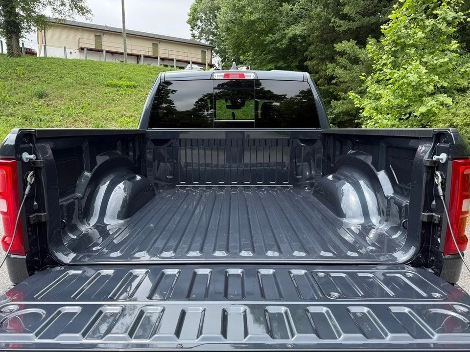 2025 Ram 1500 2nd Gen - Image 9 of 12