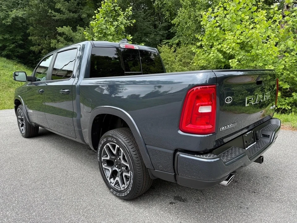 2025 Ram 1500 2nd Gen - Image 10 of 12