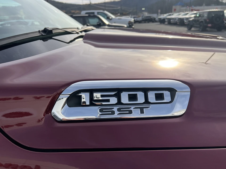 2025 Ram 1500 2nd Gen - Image 7 of 12