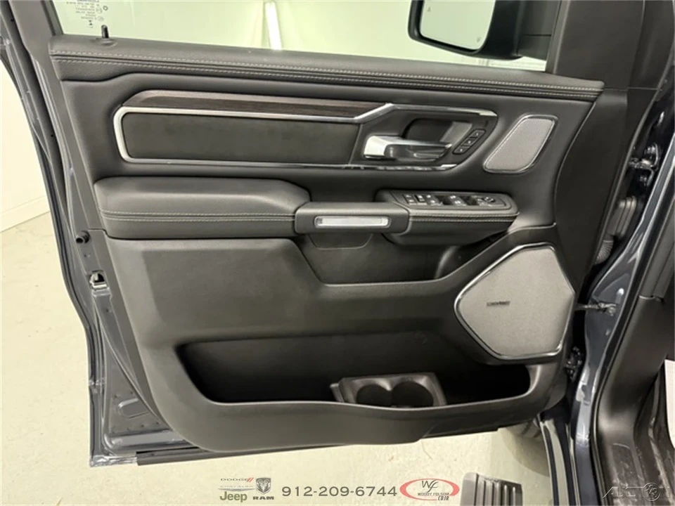 2025 Ram 1500 2nd Gen - Image 11 of 12