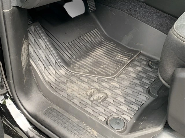 2025 Ram 1500 2nd Gen - Image 17 of 21