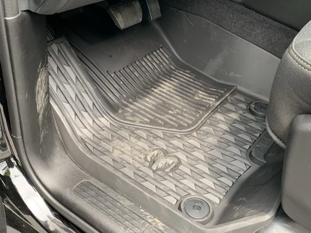 2025 Ram 1500 2nd Gen - Image 17 of 21
