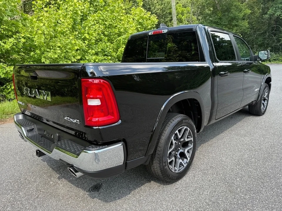 2025 Ram 1500 2nd Gen - Image 7 of 12