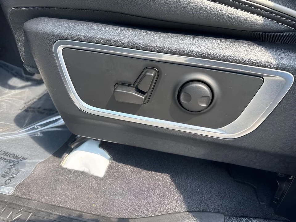 2025 Ram 1500 2nd Gen - Image 10 of 12