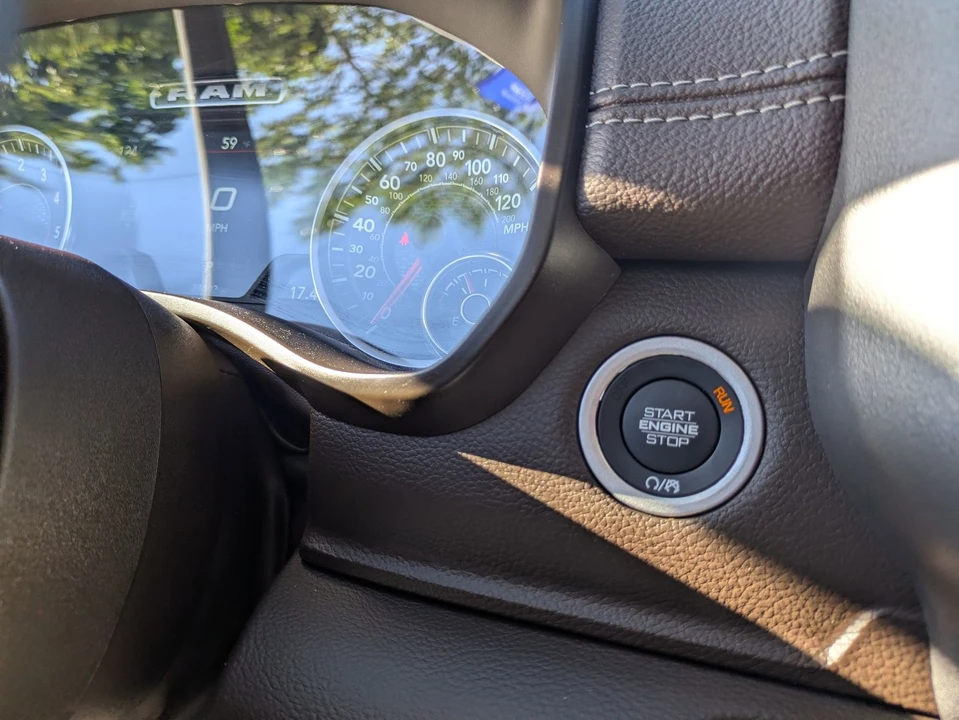 2025 Ram 1500 2nd Gen - Image 23 of 31