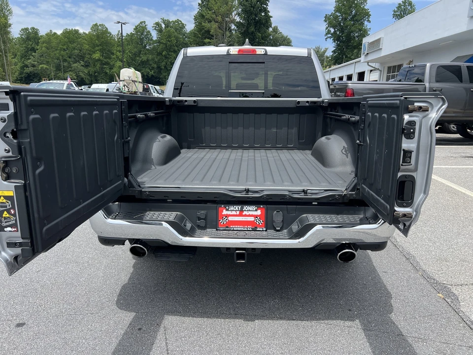2025 Ram 1500 2nd Gen - Image 11 of 31